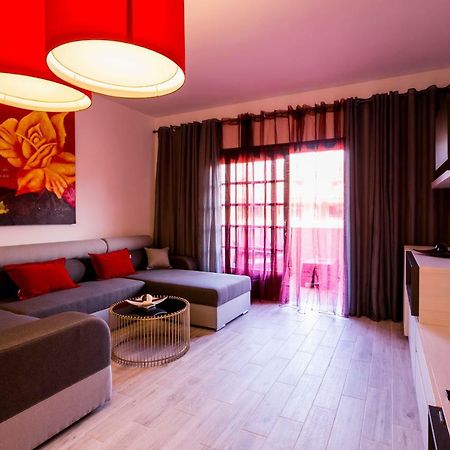 Spacious & Stylish Apartment Los Cristianos لوس كريستيانوس المظهر الخارجي الصورة
