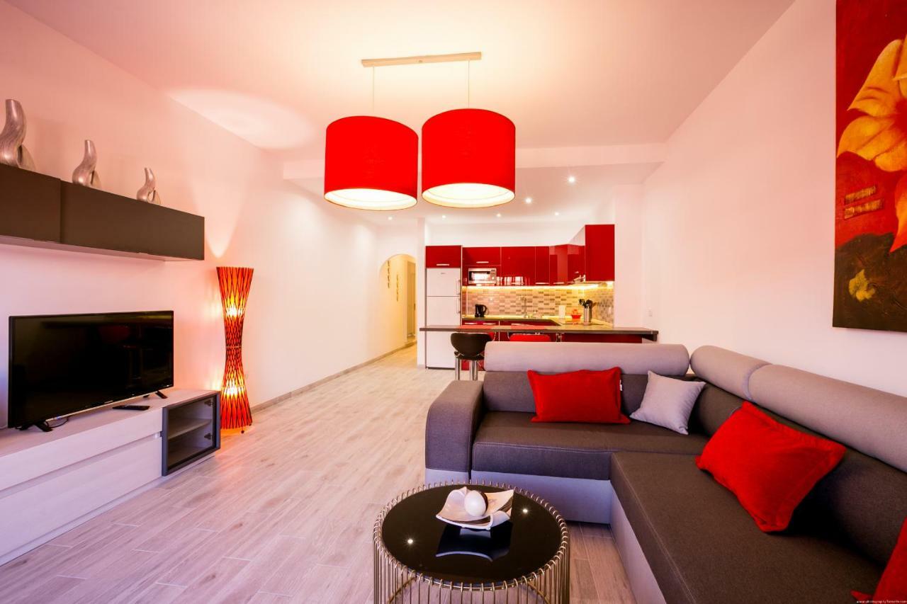 Spacious & Stylish Apartment Los Cristianos لوس كريستيانوس المظهر الخارجي الصورة
