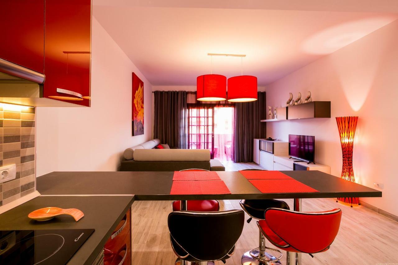 Spacious & Stylish Apartment Los Cristianos لوس كريستيانوس المظهر الخارجي الصورة